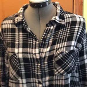 EUC, PLAID FLANNEL SHIRT
